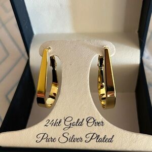JCPenney 24kt Gold Over Silver Hoop Earrings brand new